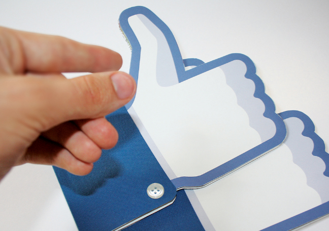Facebook thumbs up for likes